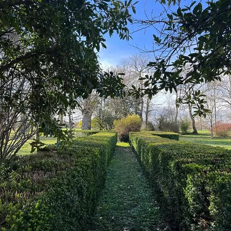 Domaine De L'elysee בית נופש Saint-Elix-le-Chateau